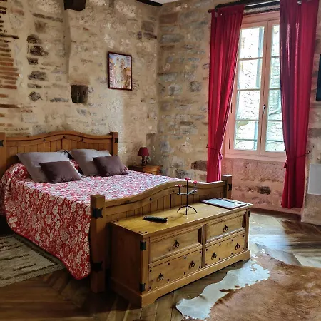 D'hotes L'escuelle Des Chevaliers Bed & Breakfast 3*