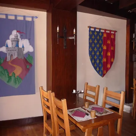 D'hotes L'escuelle Des Chevaliers Bed & Breakfast 3*