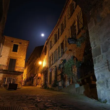 住宿加早餐酒店 里斯奎勒骑士住宿加早餐旅馆 西埃勒河畔科尔德