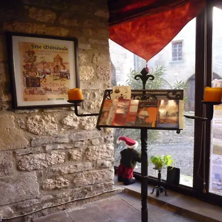 D'hôtes L'escuelle Des Chevaliers Couette-café Cordes-sur-Ciel